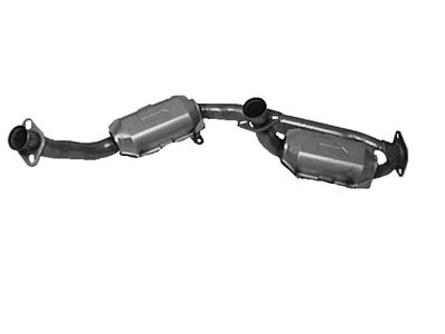 There is a Universal Catalytic Converter available for this Direct Fit ...